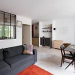 Bright And Airy 1Bd Apartment Quartier De La Gare