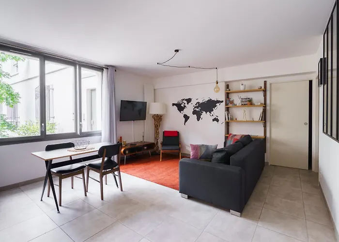 Bright And Airy 1Bd Apartment Quartier De La Gare