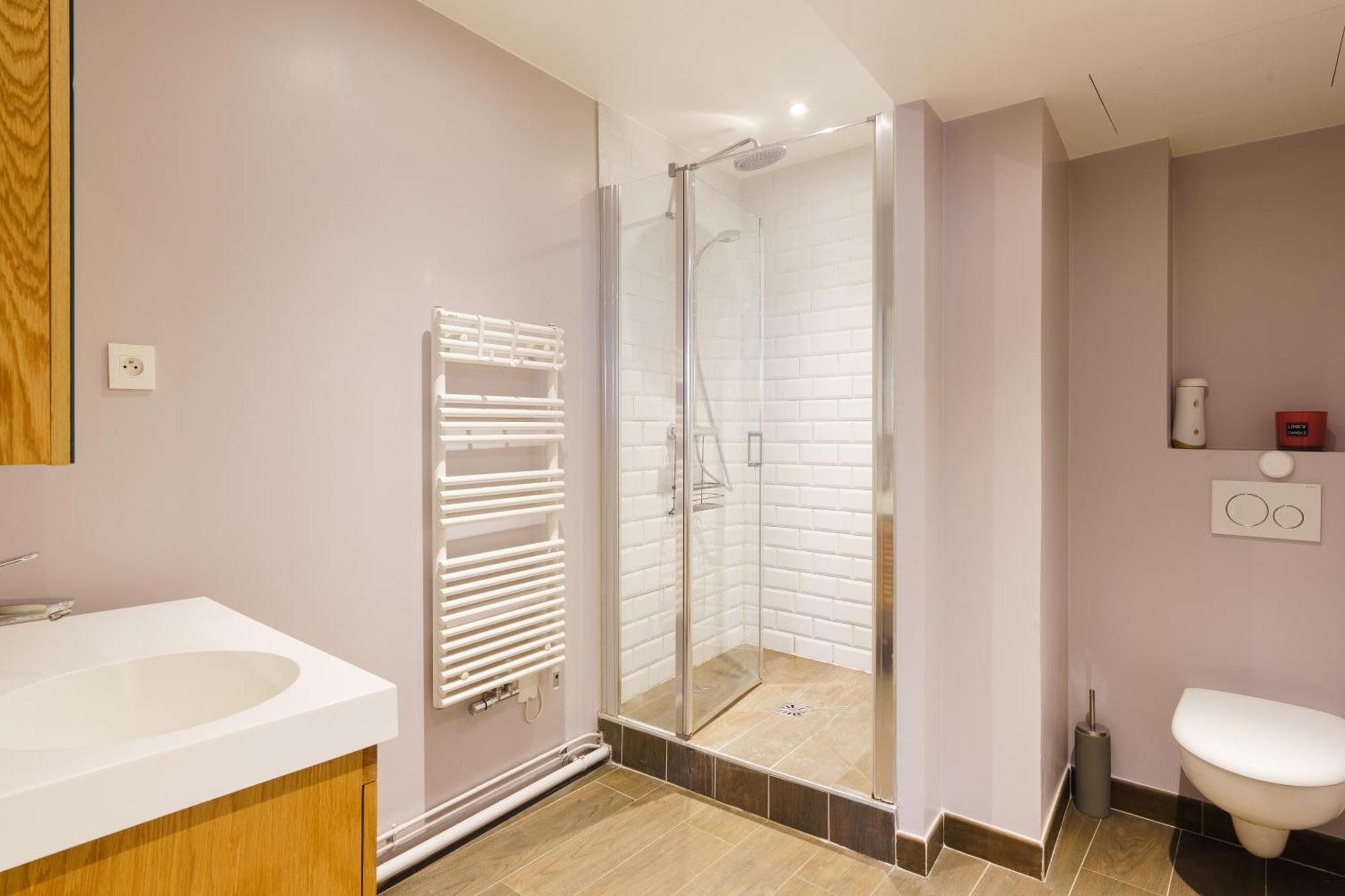 Bright And Airy 1bd Quartier De La Gare *