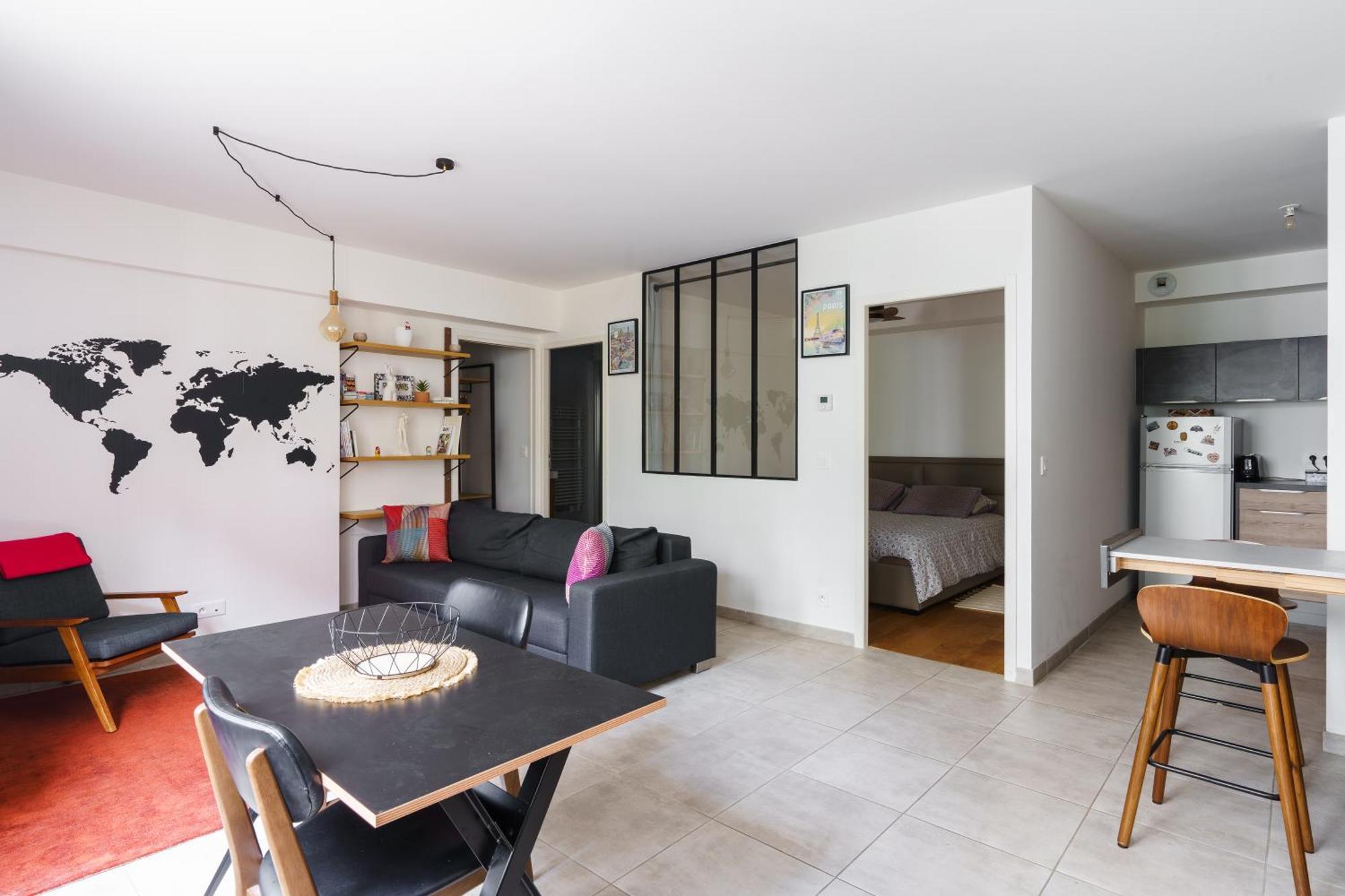 Bright And Airy 1bd Quartier De La Gare Appartement Parijs